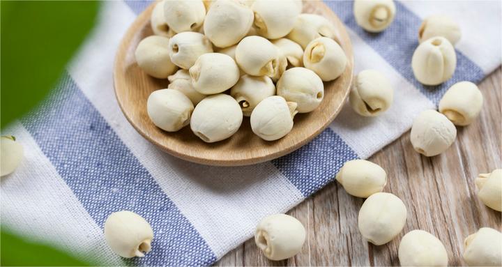 1723779280191040.jpg 摄图网_500639817_莲子(企业商用).jpg